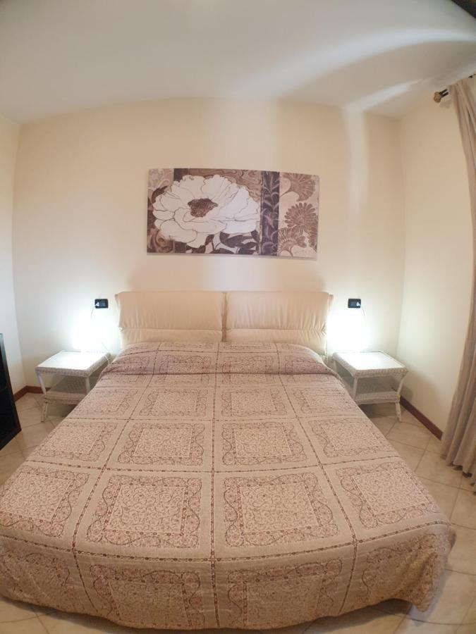 La Fenice Holiday Apartment Манерба-дель-Гарда Экстерьер фото